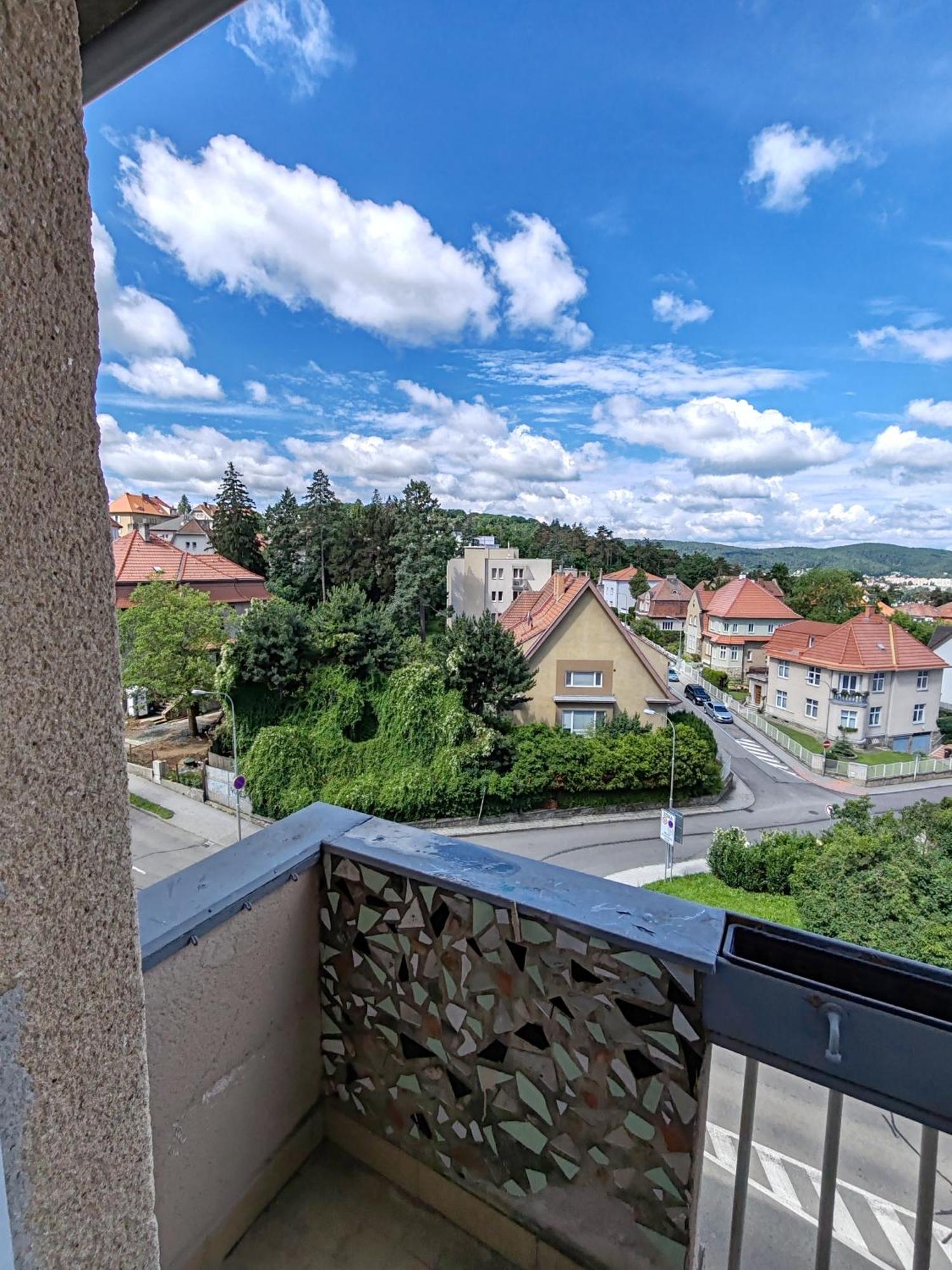 Apartman Brezinova Брно Экстерьер фото